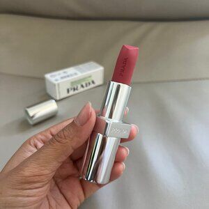 [NEW] Prada Beauty Monochrome Soft Matte Shade P155 Blush Soft Pink